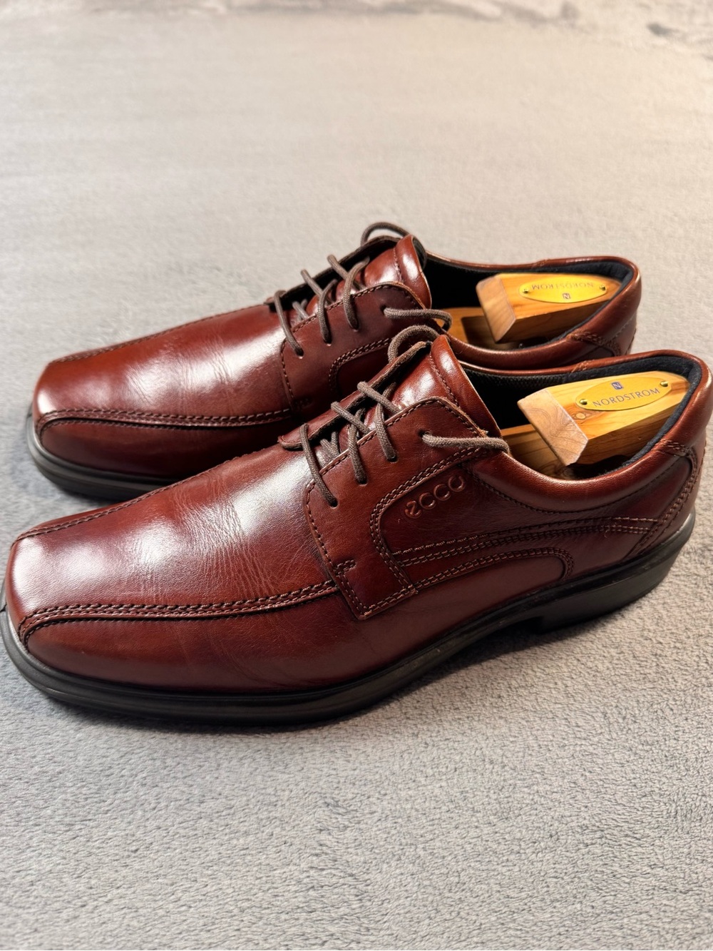ECCO Helsinki Men's Brown Leather Bike Toe Derby Shoe